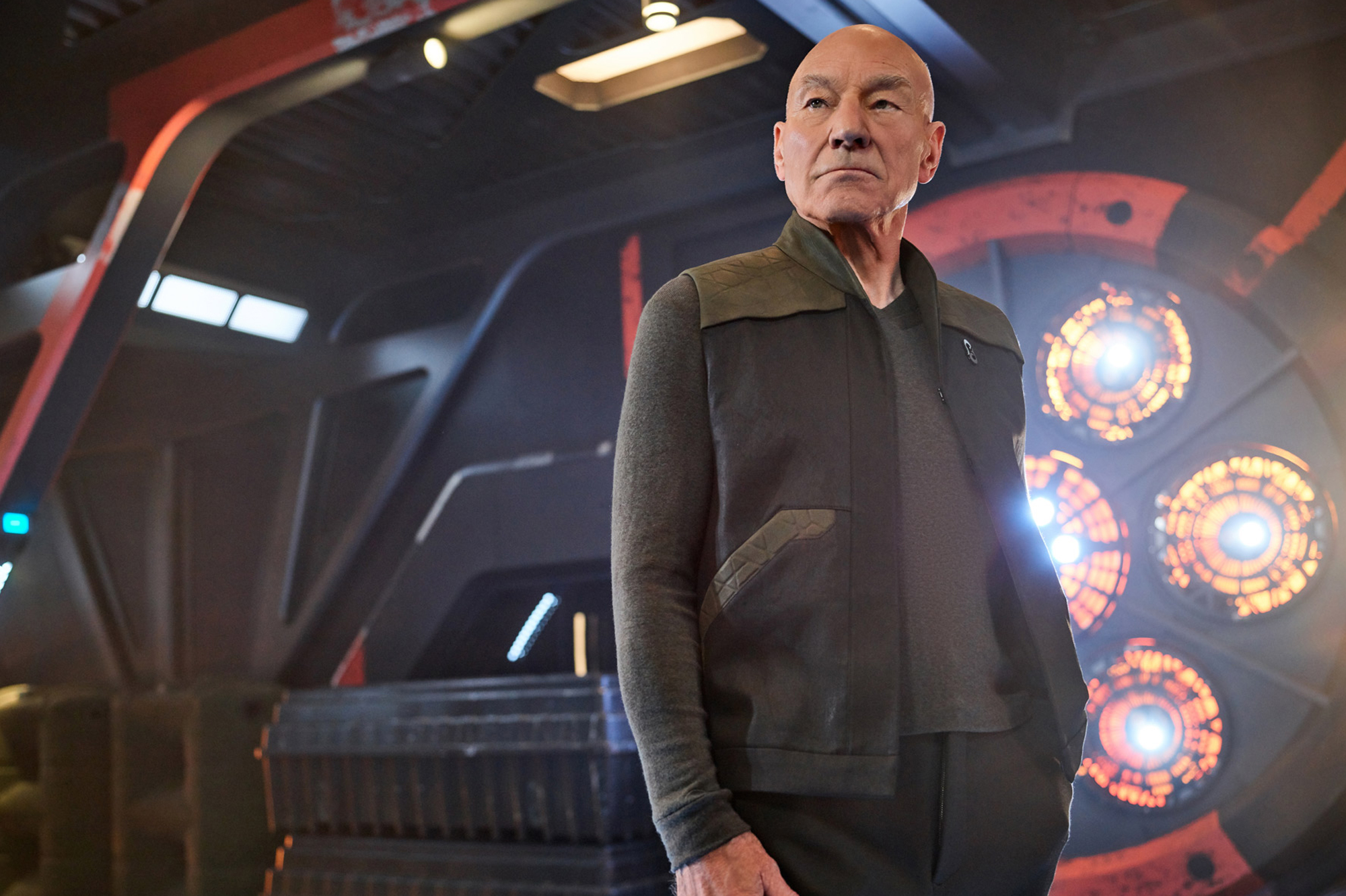 Star Trek: Picard — Could Season 3 See Jean-Luc&#39;s Starfleet Return? | Den of Geek