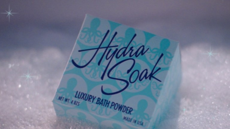 An Ad For Hydra Soak Bath Powder In WandaVision