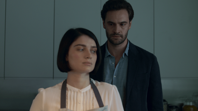 Behind Her Eyes Adele and David Eve Hewson and Tom Bateman