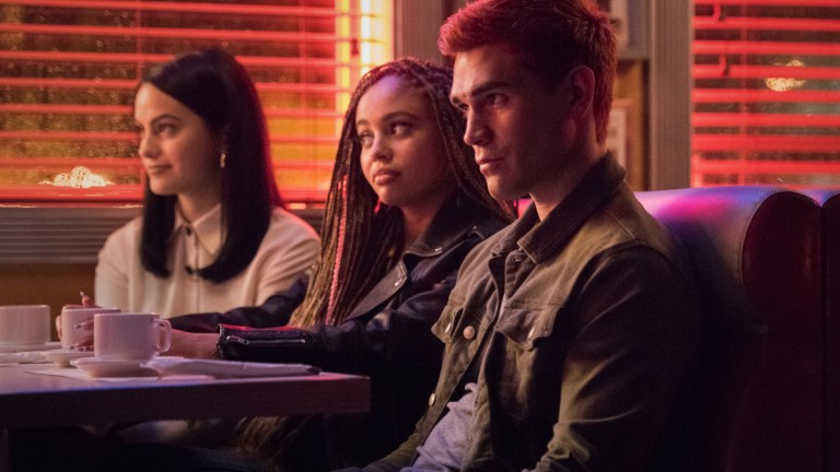 riverdale 5x05 chapter eighty one the homecoming recensione