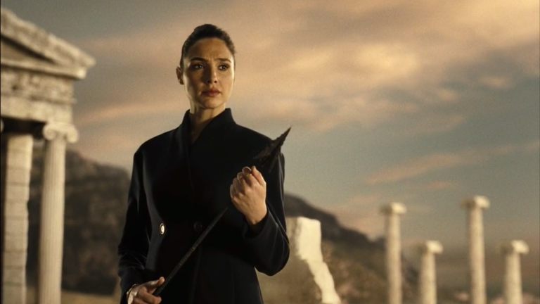 Gal Gadot as Wonder Woman in Zack Snyder's Justice League Ending
