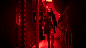 Daveed Diggs as Andre Layton in Snowpiercer season 2 episode 8
