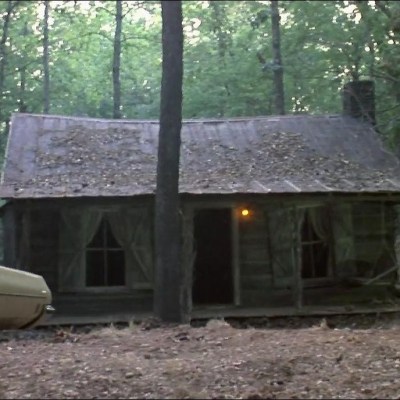 Cabin in first Evil Dead