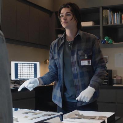 Will Peltz as Levi in office - Manifest