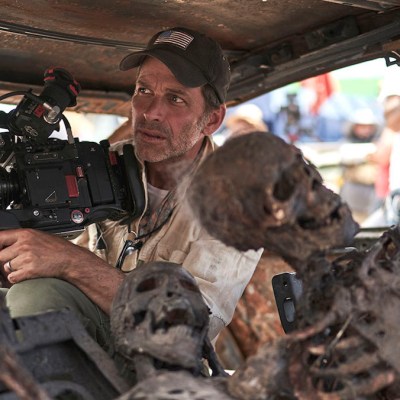 Zack Snyder and zombie corpse in Army of the Dead