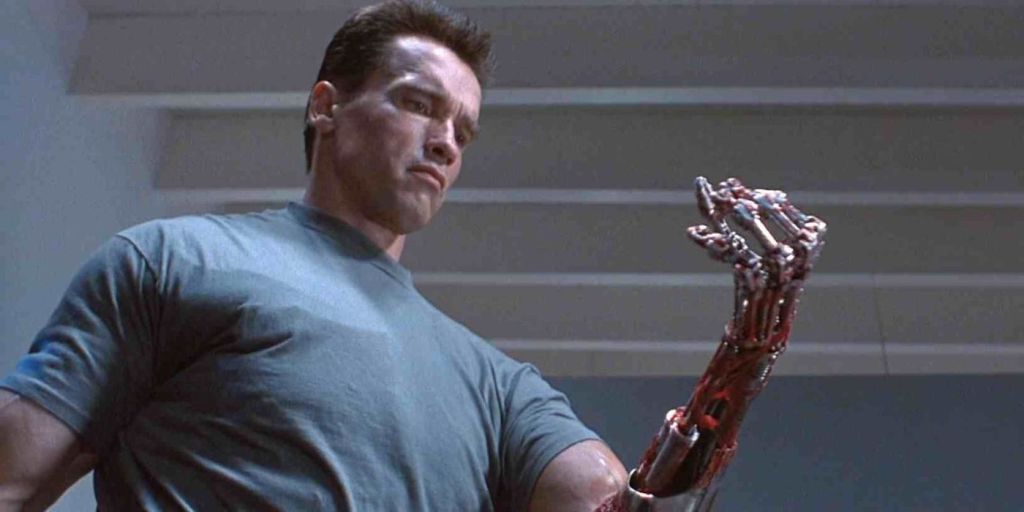 Arnold Schwarzenegger in Terminator 2