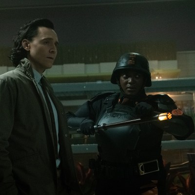 Tom Hiddleston As Loki And Wunmi Mosaku As Hunter B-15 In Marvel's Loki