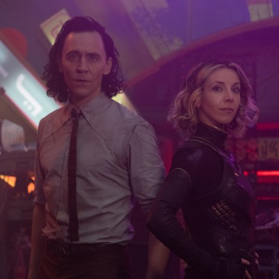 Tom Hiddleston and Sophia Di Martino in Marvel's Loki Episode 3