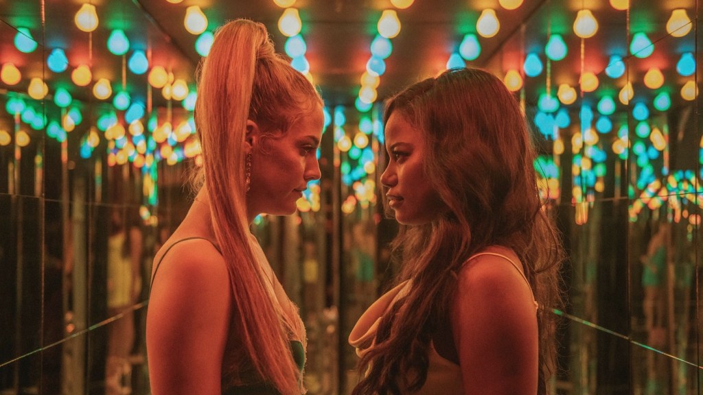 Taylour Paige and Riley Keough in Zola