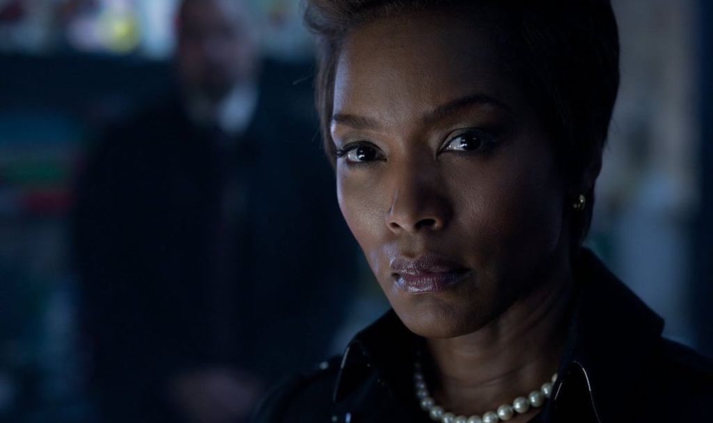 Angela Bassett in Green Lantern