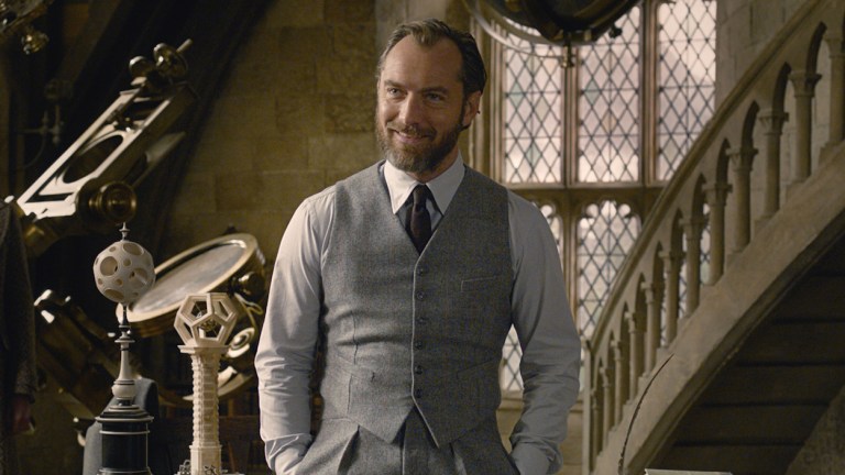 Jude Law as Dumbledore in Fantastic Beasts and Harry Potter