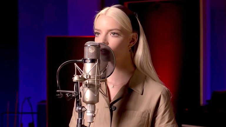 Anya Taylor-Joy singing in Last Night in Soho soundtrack