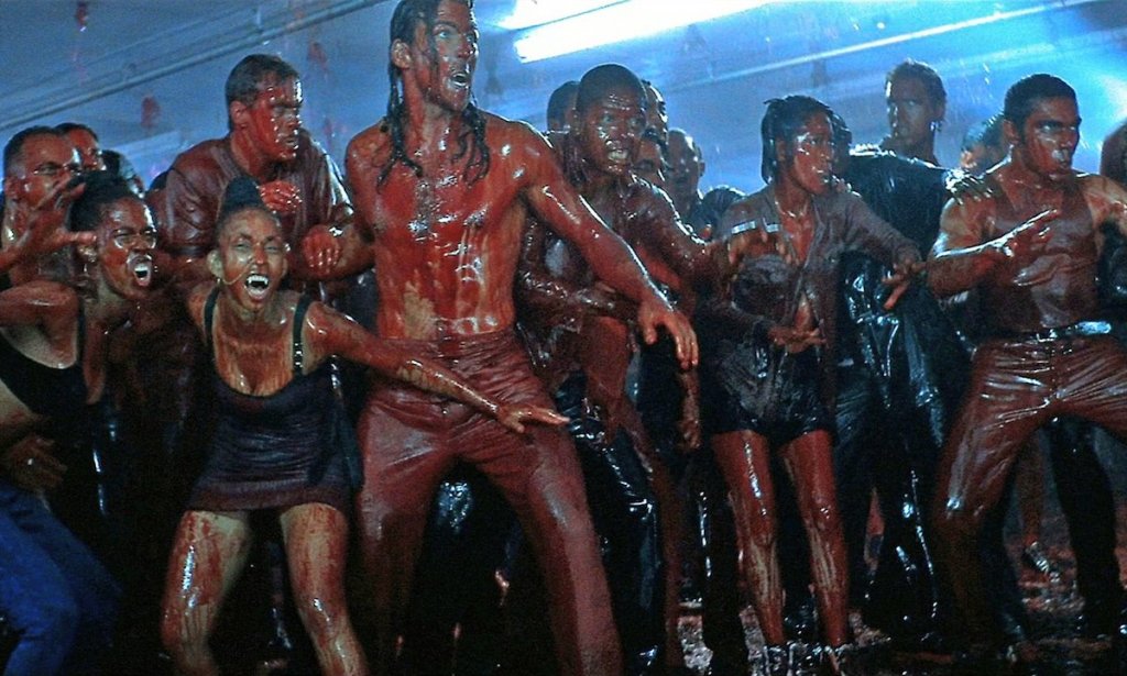 Blood Rave in Blade (1998)