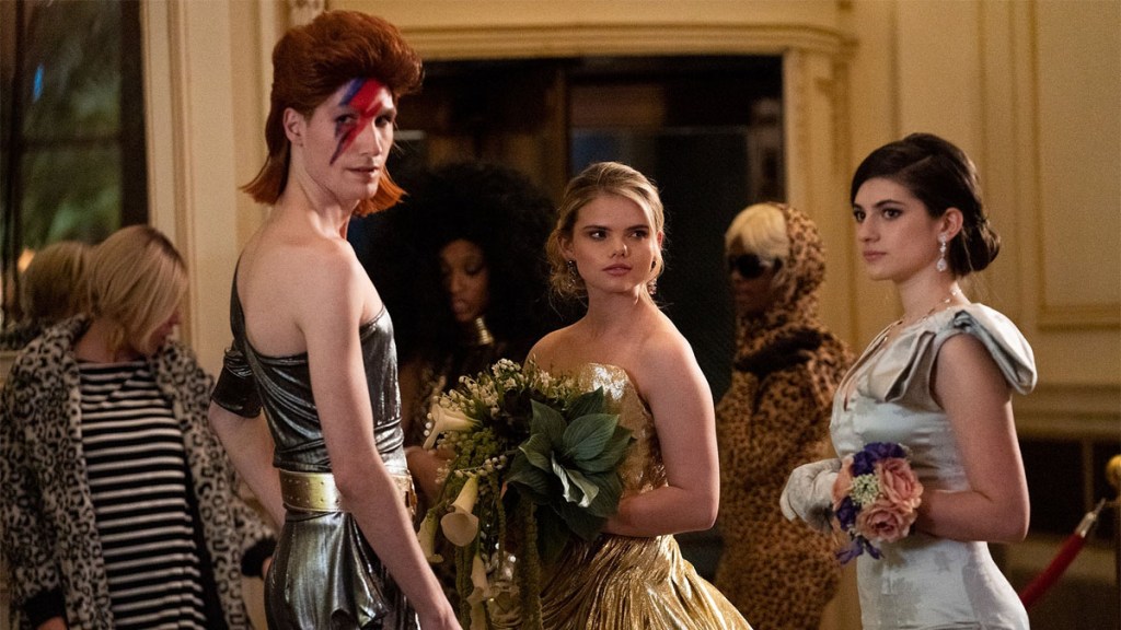 Pippa and Bianca as Blair and Serena - Gossip Girl
