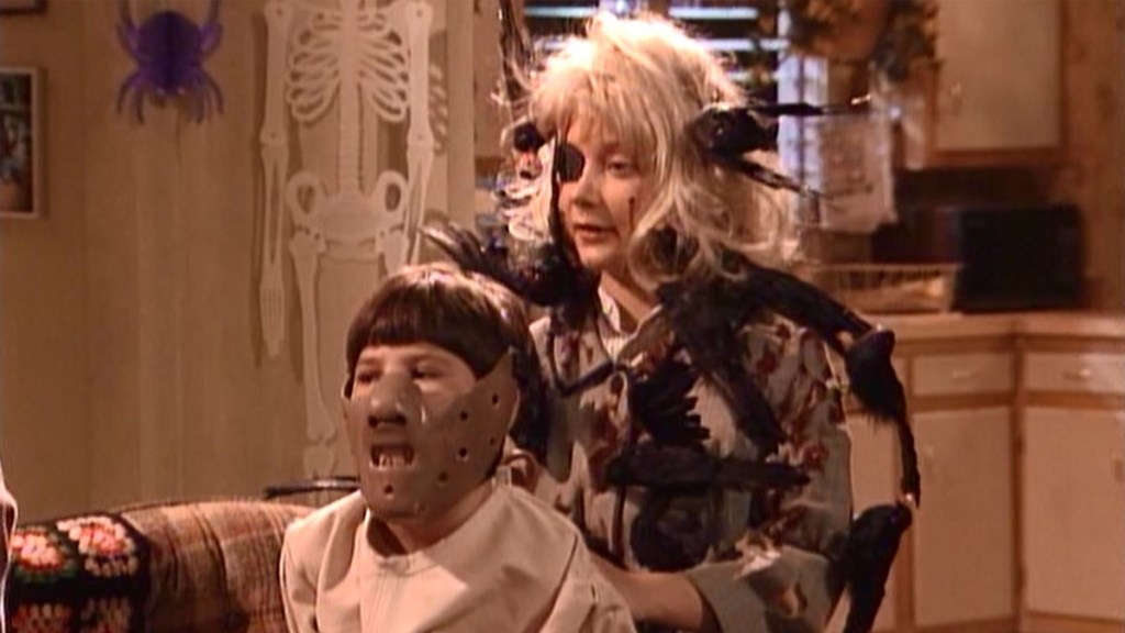  Darlene and DJ as Melanie Daniels & Hannibal Lecter - Roseanne