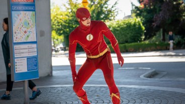 The Flash: Armageddon Hints at the Madness of Barry Allen