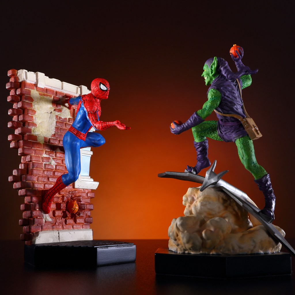 Spider Man and Green Goblin Marvel Vs. Figurines from Eaglemoss