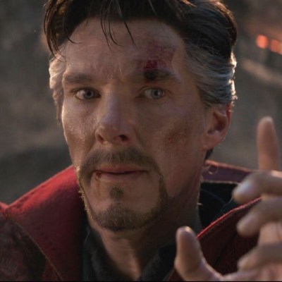 Doctor Strange (Benedict Cumberbatch) holds up one finger in Avengers: Endgame