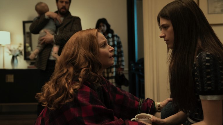 Lauren Ambrose and Nell Tiger Free in Servant Season 3