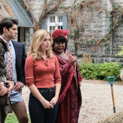 CBS Ghosts Rose McIver and Utkarsh Ambudkar