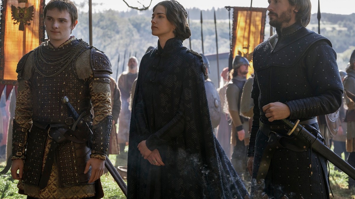 Vikings: Valhalla. (L to R) Louis Davison as Prince Edmund, Laura Berlin as Emma Of Normandy, David Oakes as Earl Godwin in episode 104 of Vikings: Valhalla