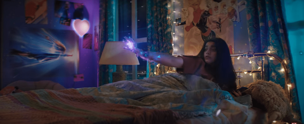 Ms. Marvel trailer - Kamala Khan uses powers to close door