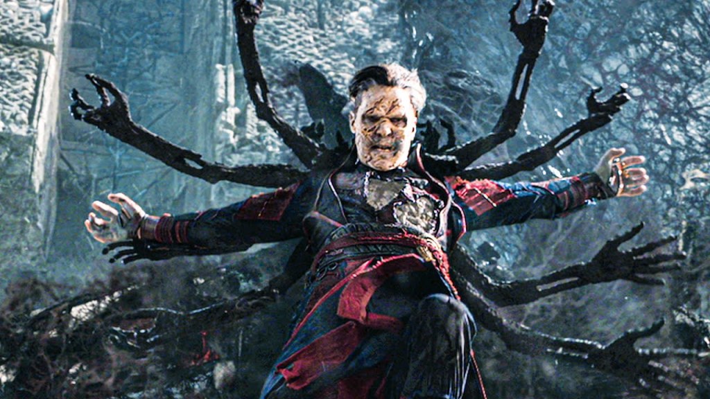 Benedict Cumberbatch trong vai Zombie Strange trong Doctor Strange in the Multiverse of Madness