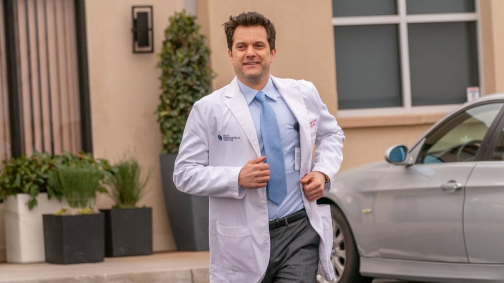 Joshua Jackson in Dr Death