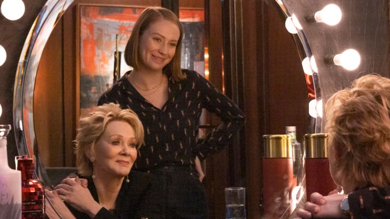 Hacks Season 2 Finale Jean Smart and Hannah Einbinder