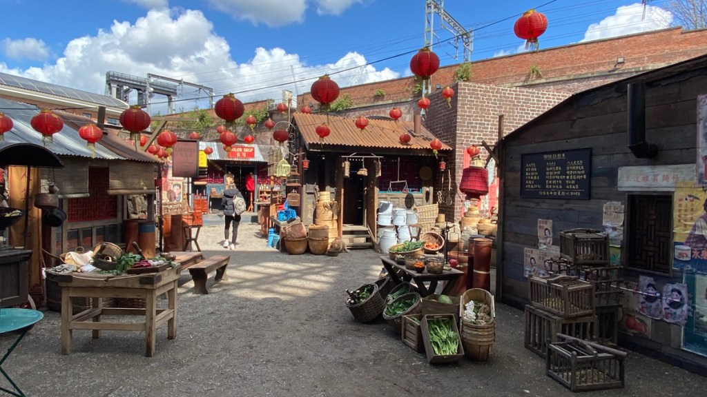 Peaky Blinders China Town behind the scenes. Image copyright: Nicole Northridge