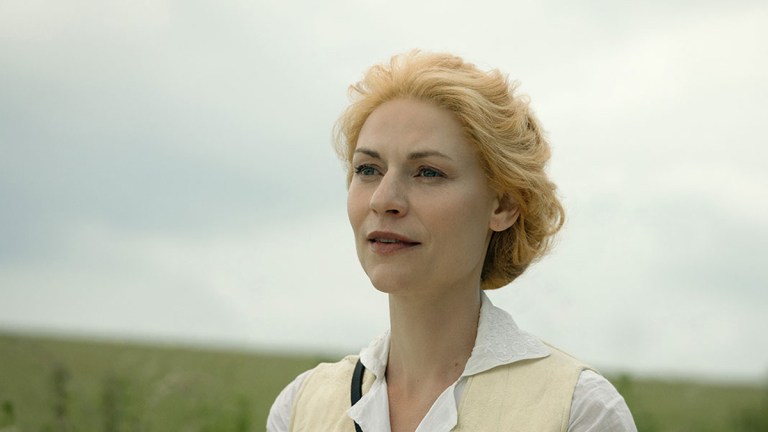 The Essex Serpent Claire Danes