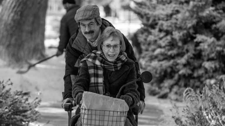 Gene Takovic (Bob Odenkirk) and Marion (Carol Burnett) on Better Call Saul