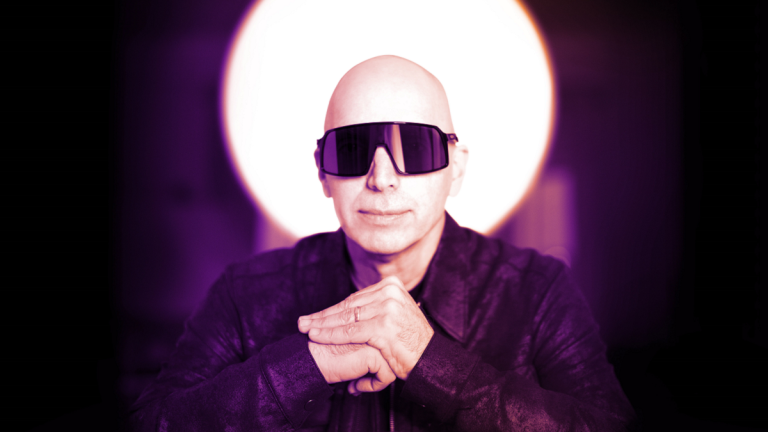 Legendary guitarist Joe Satriani