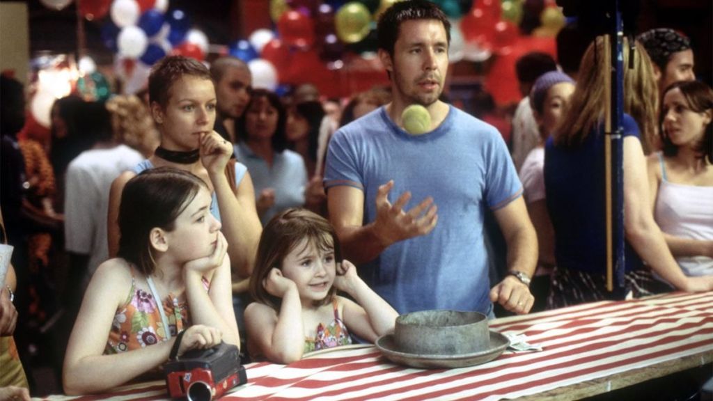 Paddy Considine and Samantha Morton in In America