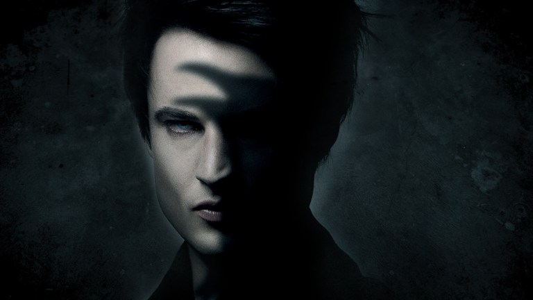 Tom Sturridge as Dream in The Sandman