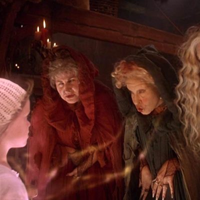 Bette Midler and Sarah Jessica Parker kill Emily in Hocus Pocus