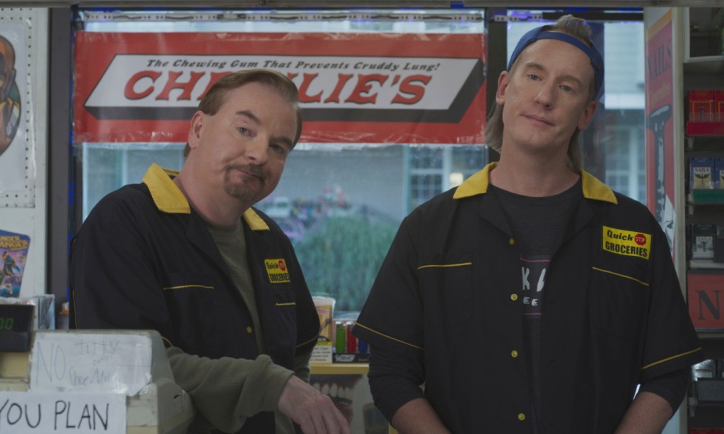 Dante y Randal detrás del mostrador en Clerks III