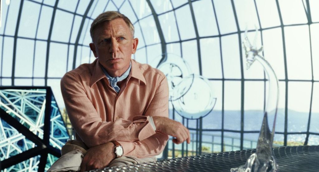 Daniel Craig in Glass Onion A Knives Out Mystery