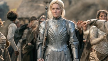 Galadriel (Morfydd Clark) in The Lord of the Rings: The Rings of Power