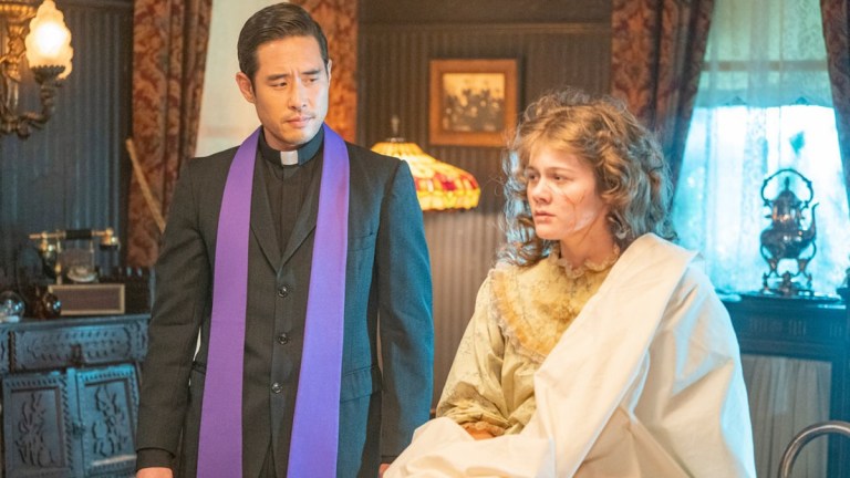 QUANTUM LEAP -- "O Ye of Little Faith" Episode 107 -- Pictured: (l-r) Raymond Lee as Dr. Ben Song, Kerri Medders as Daisy