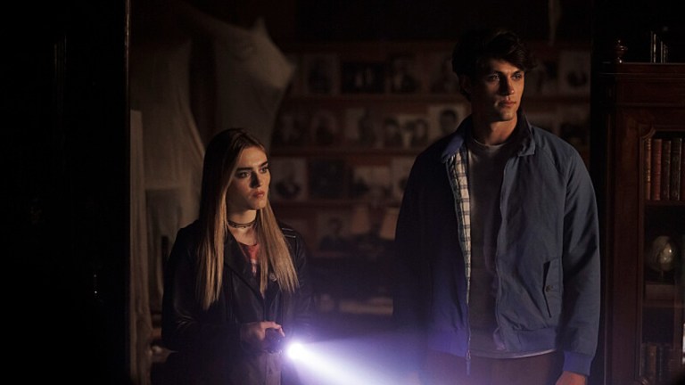 The Winchesters -- “Pilot” -- Image Number: WHS101d_0128r.jpg -- Pictured (L-R): Meg Donnelly as Mary and Drake Rodger as John