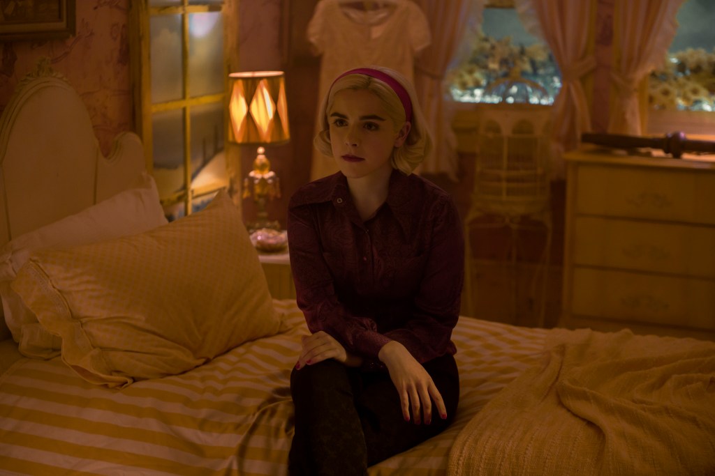 CHILLING ADVENTURES OF SABRINA (L to R) KIERNAN SHIPKA as SABRINA in episode 210 of CHILLING ADVENTURES OF SABRINA Cr. DIYAH PERA/NETFLIX © 2020