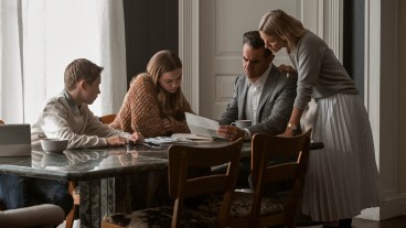 The Watcher. (L to R) Luke David Blumm as Carter Brannock, Isabel Marie Gravitt as Ellie Brannock, Bobby Cannavale as Dean Brannock, Naomi Watts as Nora Brannock in episode 101 of The Watcher.