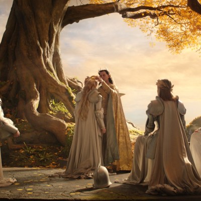 Galadriel and Gil-galad in Lord of the Rings: The Rings of Power