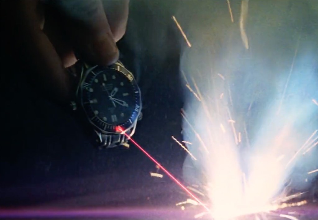 Jam tangan laser di GoldenEye
