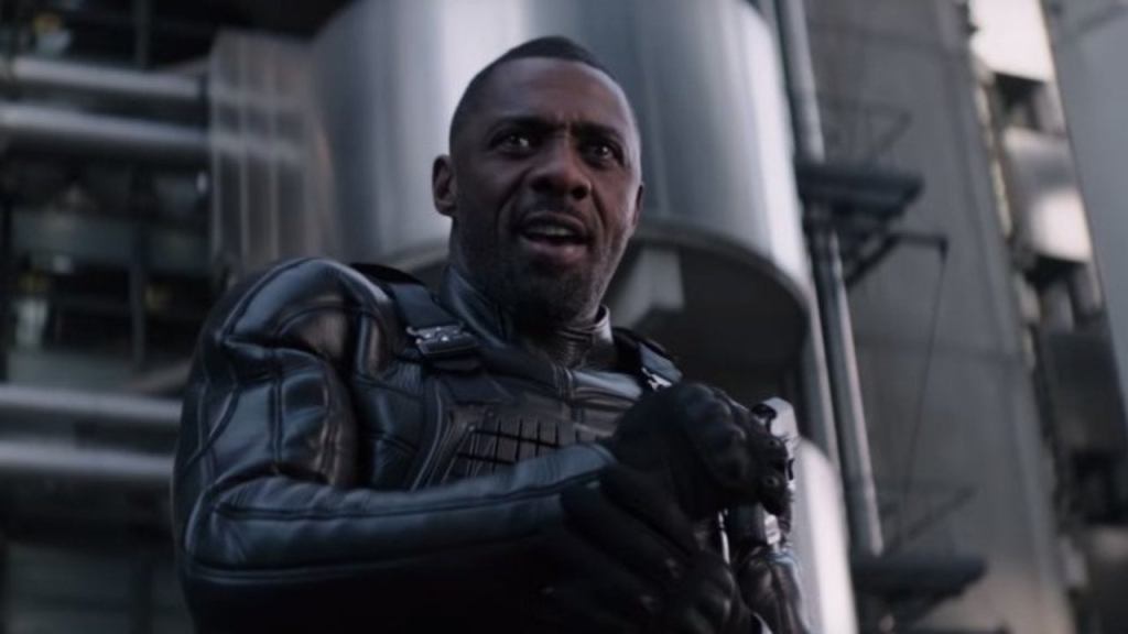 Idris Elba como Brixton en Hobbs and Shaw