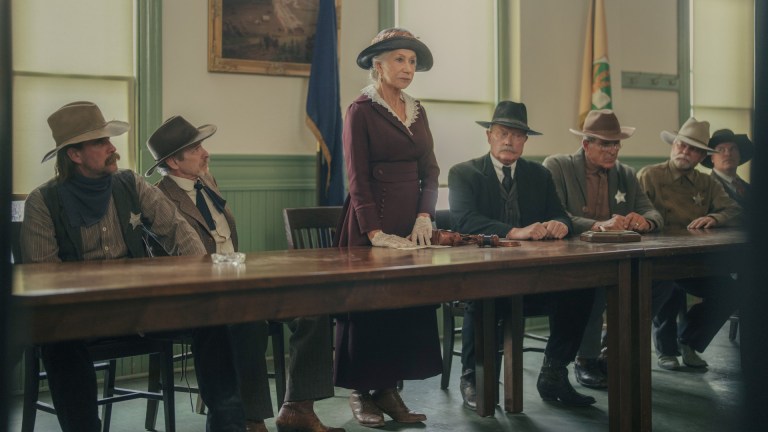 Helen Mirren as Cara Dutton and Robert Patrick as Sheriff McDowell of the Paramount+ series 1923.