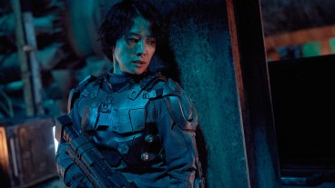 Kim Hyun-joo as Captain Yun Jung-yi/JUNG_E in JUNG_E