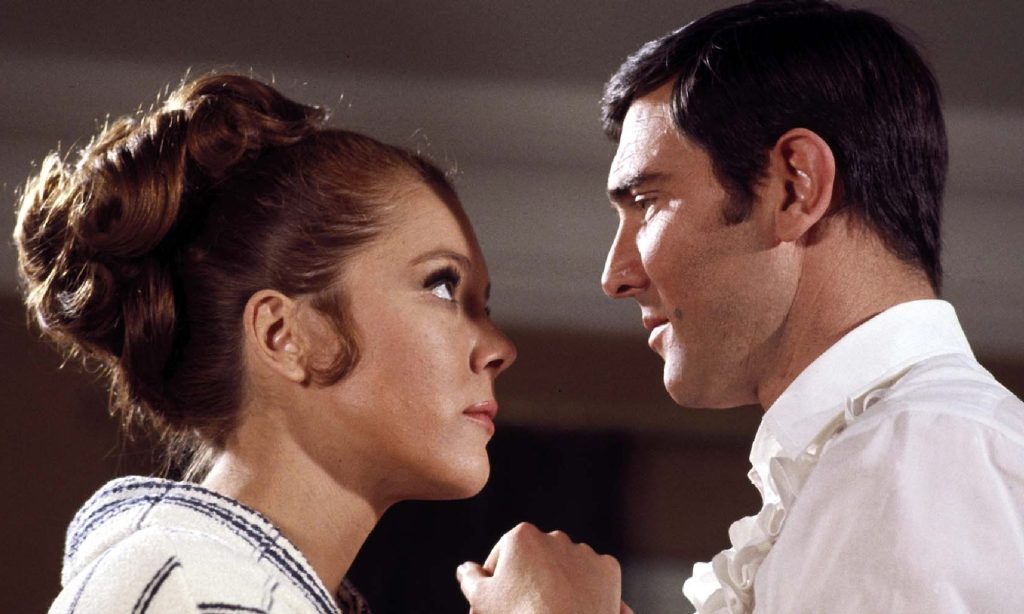 James Bond and Tracy in On Her Majesty's Secret Service