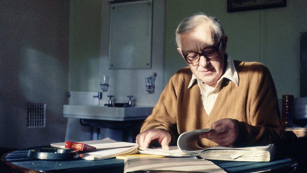 Tinker Tailor Soldier Spy Alec Guinness BBC